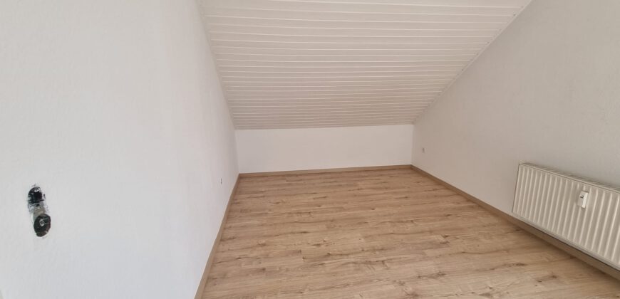 #640 Dachgeschoss-Wohnung in Lage-Ehrentrup!